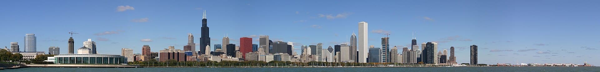 Chicago travel planning photo showing Chicago Skyline from Adler Planetarium