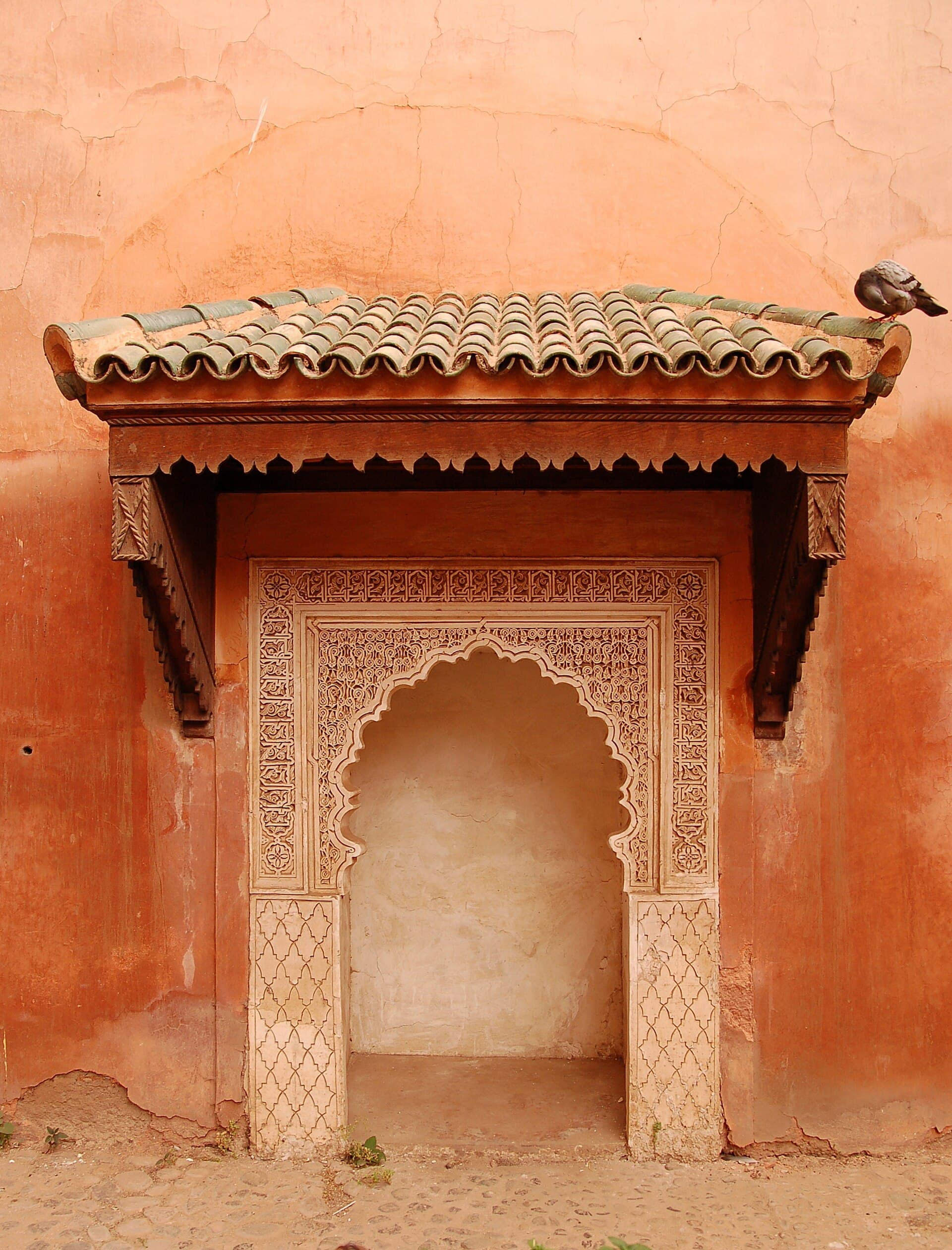 Marrakech travel planning photo showing Individual tomb on the Ruhestätte of the Saadier dynasty (1549–1664) in the city of Marrakesh, Morocco