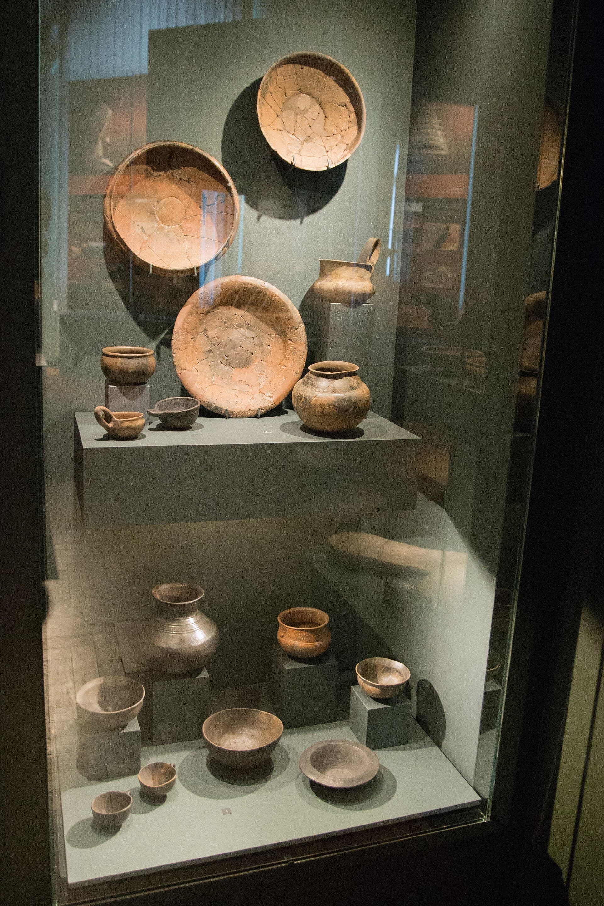 Prague travel planning photo showing Above: Pottery vessel from a Bylany culture inhumation grave of the Early Iron Age at Praha Suchdol. Down: Terminal Bronze Age „tableware“.